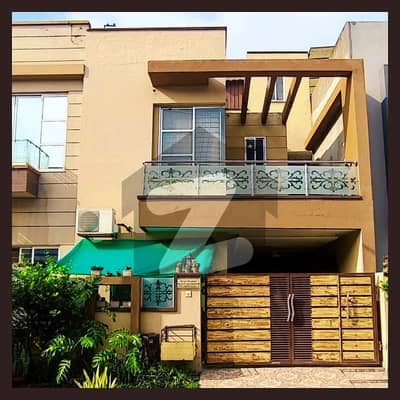 5 Marla Brand New House for sale in Paragon City