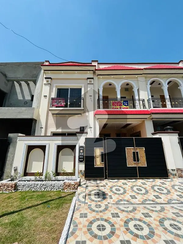 5 Marla Brand New Luxury House Available For Sale In Parkview City Lahore