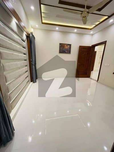 Beautiful 10 Marla Brand New House Available For Sale In Park View City Lahore
