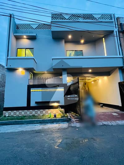 ارباب سبز علی خان ٹاؤن ایگزیکٹو لاجز ارباب سبز علی خان ٹاؤن,ورسک روڈ,پشاور میں 6 کمروں کا 7 مرلہ مکان 2.8 کروڑ میں برائے فروخت۔
