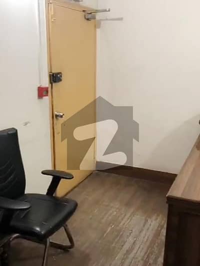 4 Marla Commercial Floor Sharing Office Fully Furnished Available For Rent
