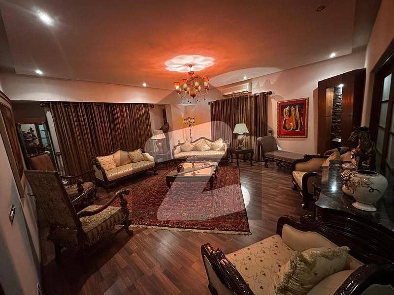 ڈی ایچ اے فیز 5 ڈیفنس (ڈی ایچ اے),لاہور میں 4 کمروں کا 1 کنال مکان 4.5 لاکھ میں کرایہ پر دستیاب ہے۔