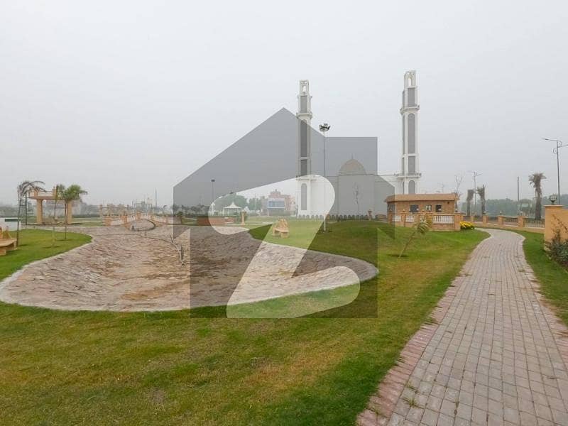 Ready To sale A On Excellent Location Commercial Plot 2 Marla In Safari Garden - Block D Lahore