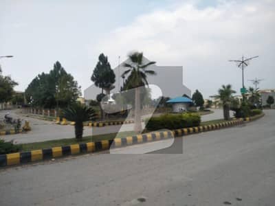 Residential Plot Sized 8 Marla Available In Bahria Enclave - Sector F