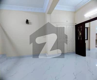 Prime Location Clifton - Block 9 Flat Sized 1200 Square Feet For sale