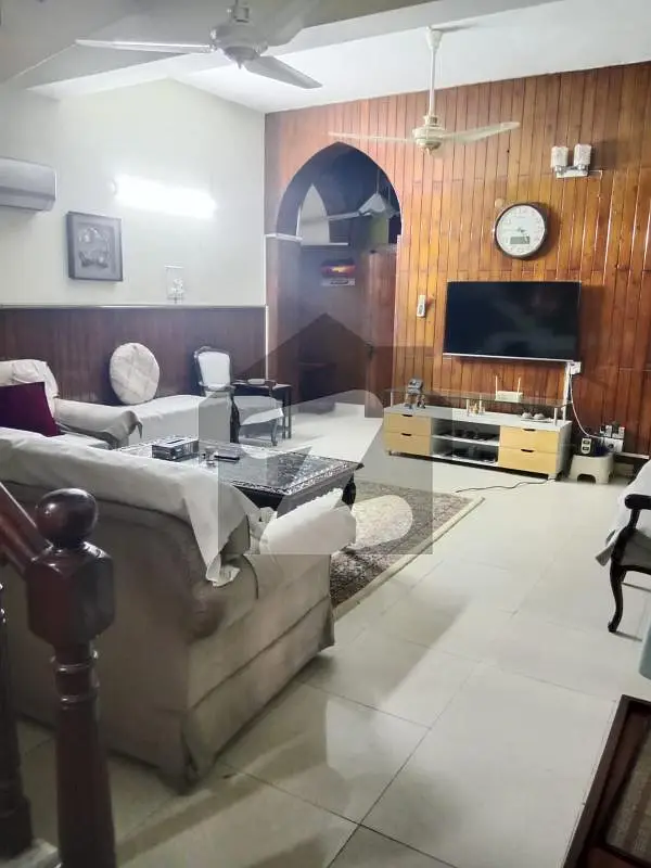 1 KANAL DOUBLE STORY CORNER BUNGALOW FOR SALE