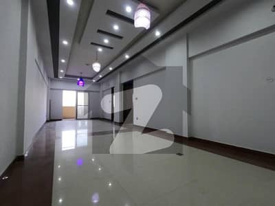 Prime Location In Clifton - Block 3 Of Karachi, A 3200 Square Feet Flat Is Available