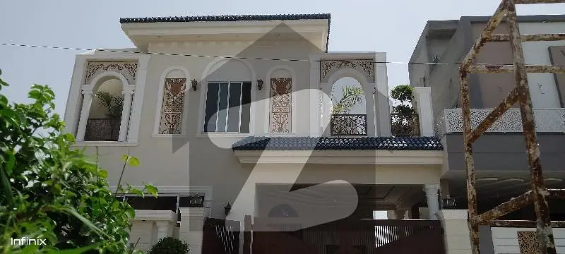 9 Marla Luxury Brand New House For Sale In Banker Avenue Cooperative Housing Society