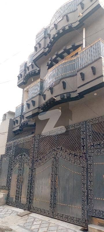 حیات آباد فیز 1 - ڈی4 حیات آباد فیز 1,حیات آباد,پشاور میں 3 کمروں کا 5 مرلہ بالائی پورشن 38.0 ہزار میں کرایہ پر دستیاب ہے۔