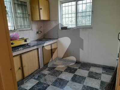 1 bedroom & 1 bathroom available for rent in G10