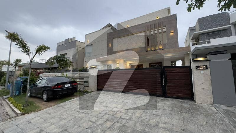 1 Kanal House Up For Sale In DHA Defence Phase 1