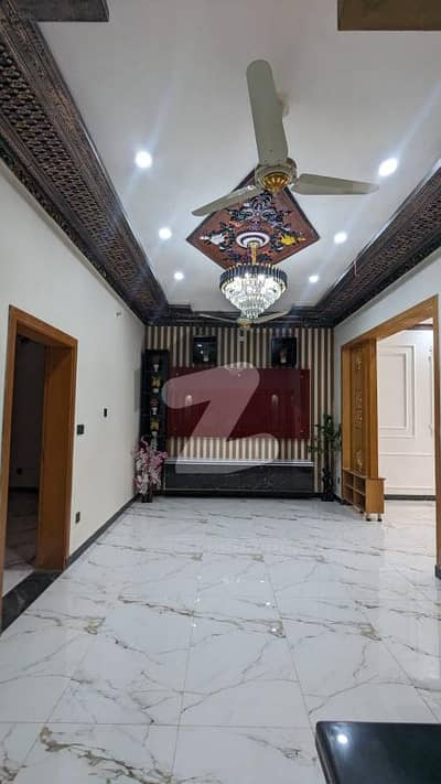 گلبرگ ریزیڈنشیا - بلاک ایل گلبرگ ریزیڈنشیا,گلبرگ,اسلام آباد میں 4 کمروں کا 7 مرلہ مکان 3.7 کروڑ میں برائے فروخت۔