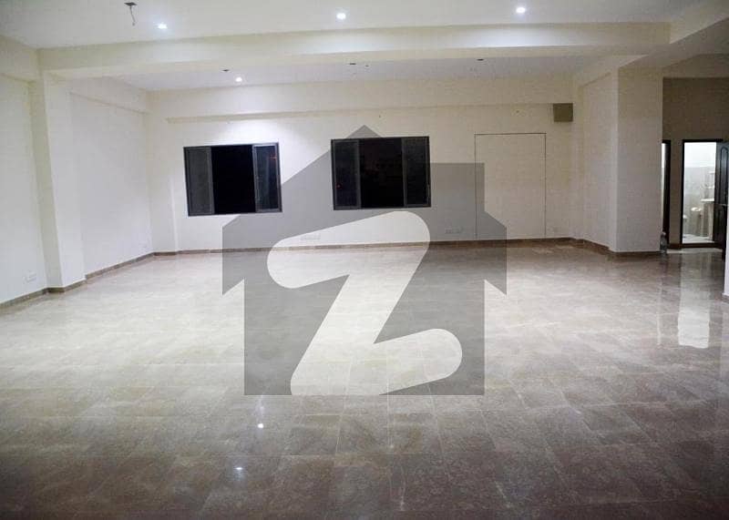 Full Floor Office In Murtaza Commercial