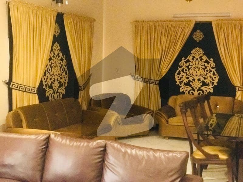 ٹاپ سٹی 1 اسلام آباد میں 5 کمروں کا 10 مرلہ مکان 1.2 لاکھ میں کرایہ پر دستیاب ہے۔