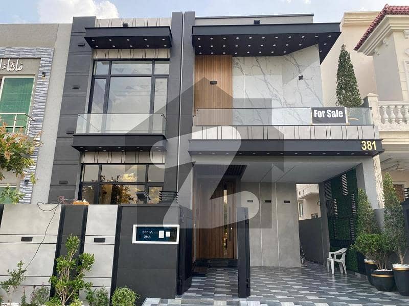 8 Marla Brand new super luxury Modern Design House Top location facing park house for sale in DHA Rahbar 11