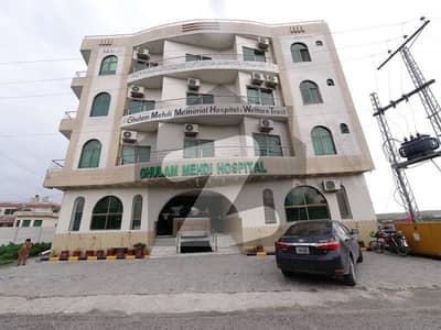 مارگلہ ویو ہاؤسنگ سوسائٹی ڈی ۔ 17,اسلام آباد میں 14 مرلہ عمارت 30.0 کروڑ میں برائے فروخت۔
