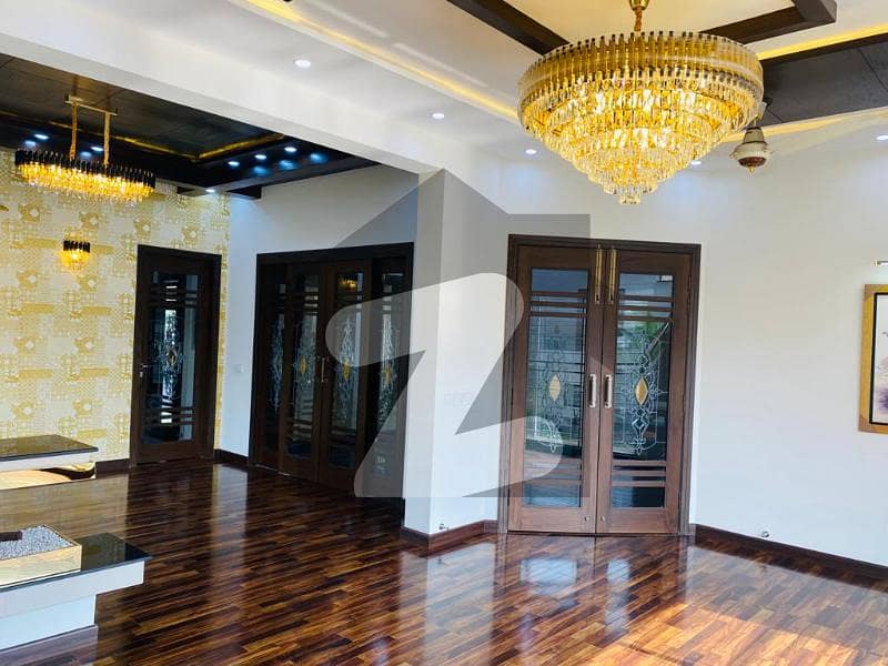 1 Kanal House Is Available For Sale In Bahria Town Sector C