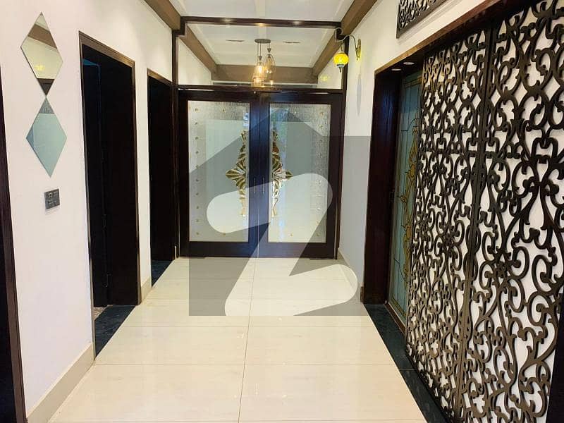 DHA PHASE 7 KANAL SLIGHTLY USED HOUSE PRIME LOCATION VERY REASONABLE RENT