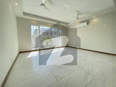 F-7 Brand New Luxurious House For Rent