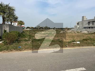 1 Kanal Pair Plot Near Park Urgent Sale DHA Phase 8 Block V Plot No 441 + 442