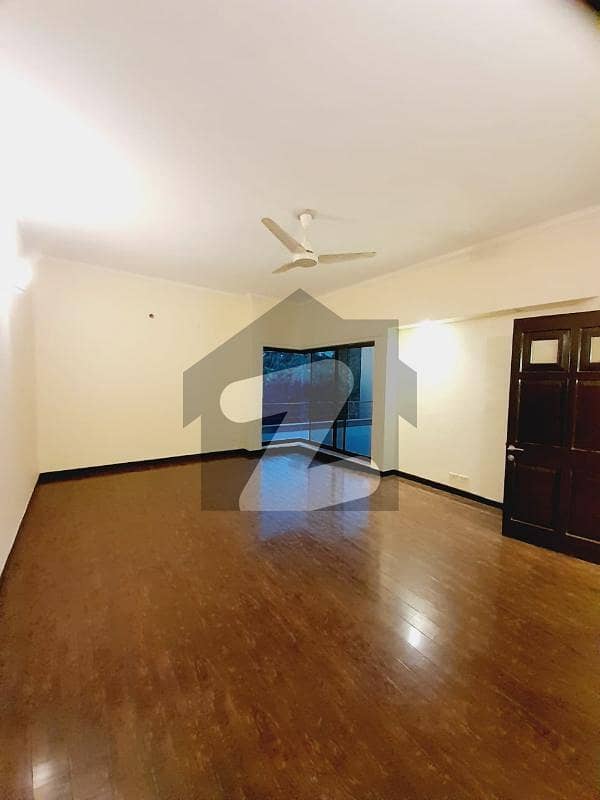 1 Kanal Full House Available For Rent In DHA Phase 4 Lahore