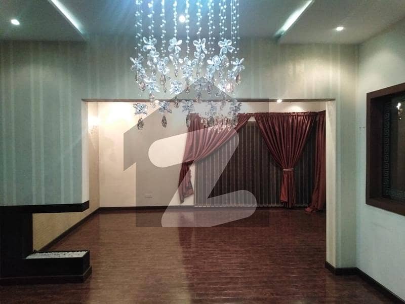 Kanal Luxury Location Bungalow For Rent In DHA Phase 3-Y