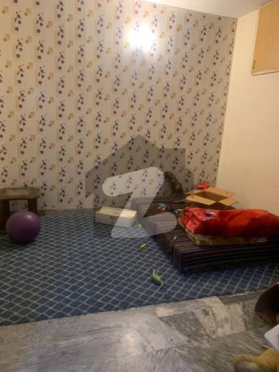 ای ۔ 11 اسلام آباد میں 4 کمروں کا 6 مرلہ مکان 4.0 کروڑ میں برائے فروخت۔
