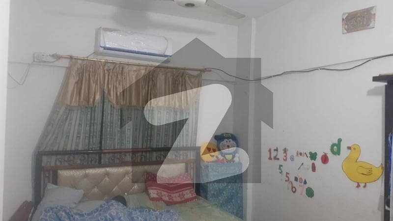 2ND FLOOR FLAT 2 BED LOUNGE AVAILABLE FOR RENT