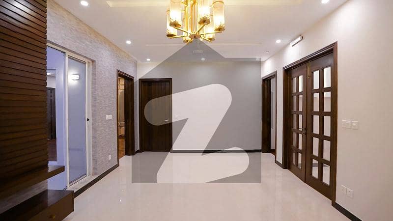 ڈی ایچ اے فیز 7 ڈیفنس (ڈی ایچ اے),لاہور میں 3 کمروں کا 1 کنال بالائی پورشن 70.0 ہزار میں کرایہ پر دستیاب ہے۔