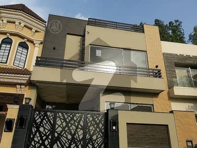 5 Marla, Slightly Use Modern Design House For Sale In Very Reasonable Price In DHA Phase 9 Town