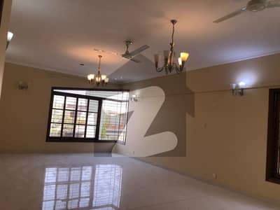 ڈی ایچ اے فیز 7 ایکسٹینشن ڈی ایچ اے ڈیفینس,کراچی میں 3 کمروں کا 1 کنال بالائی پورشن 1.9 لاکھ میں کرایہ پر دستیاب ہے۔