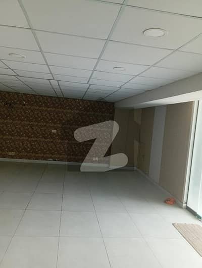4 Marla Commercial Floor Available For Rent In DHA Phase 3 Y Block