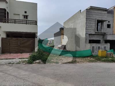 Sale 5 Marla level Plot all Charges Paid Rafi Block Bahria Town Phase 8