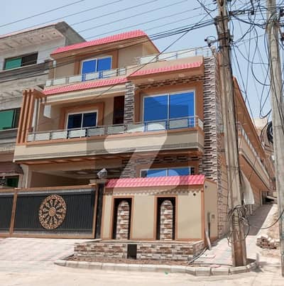 8 marla double story house for sale