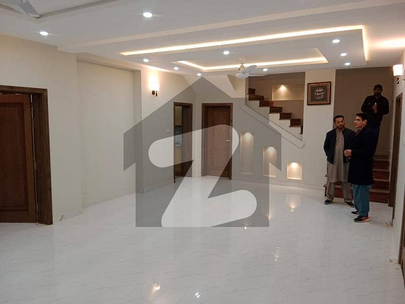 BEAUTIFUL LOCATION HOUSE FOR RENT BEAUTIFUL LOCATION HOUSE FOR RENT