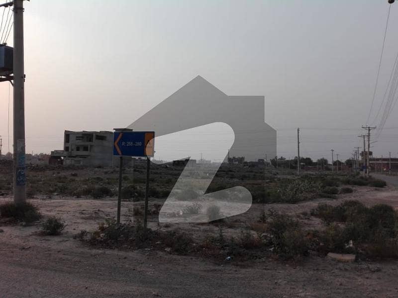 10 MARLA HOT LOCATION PLOT AVAILABLE FOR SALE IN LDA AVENUE 1