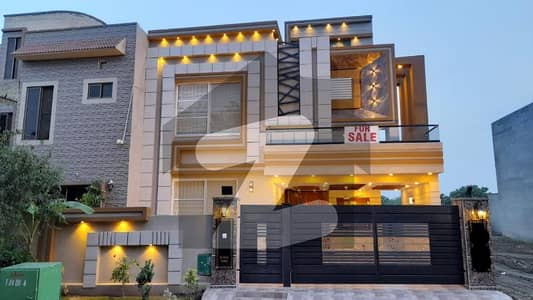 10 MARLA BRAND NEW OWNER'S BUILD HOUSE FOR SALE IN BAHRIA TOWN LAHORE