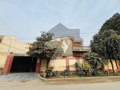 A Well Furnished Beautiful House In Gated Community Shalimar Colony