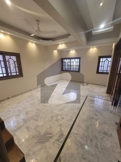 ڈی ایچ اے فیز 5 ڈی ایچ اے ڈیفینس,کراچی میں 3 کمروں کا 1 کنال بالائی پورشن 2.15 لاکھ میں کرایہ پر دستیاب ہے۔