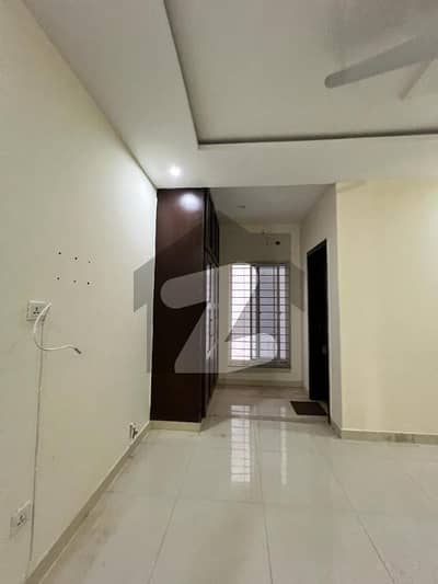 10 Marla Full house for Rent In G13 Islamabad