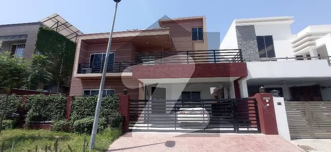 1 Kanal Ground portion is Available For Rent in DHA phase 1 sector D