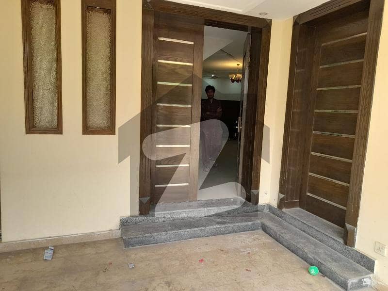 10 Marla Lower Portion for rent In Bahria Town
