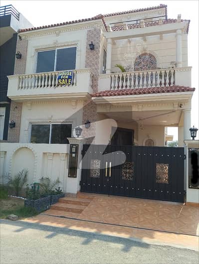 5 MARLA BRAND NEW SPANISH DESIGN HOUSE FOR SALE WITH FULL BASEMENT VERY HOT LOCATION IN DHA PHASE 9 TOWN