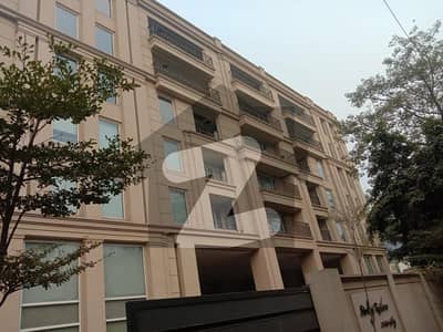 Modern Living: Unfurnished 35 Square Feet Flat for Rent in Gulberg"