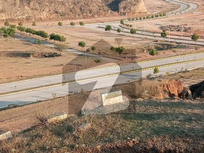 DHA Valley Islamabad
Develop Plot 120Ft Road available for sale
Nasir Abbasi
03337043434