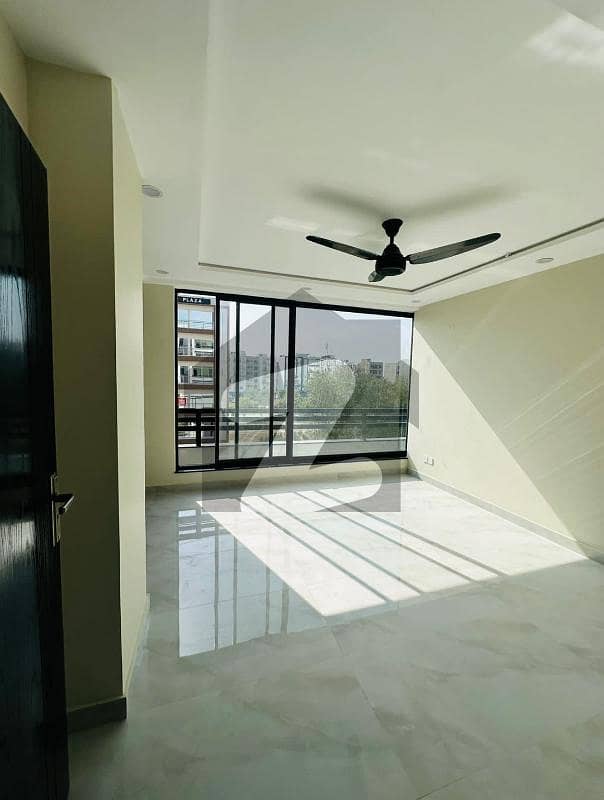 2 Bedrooms Non Furnished Apartment Available For Rent In Sector E Bahria Town Lahore