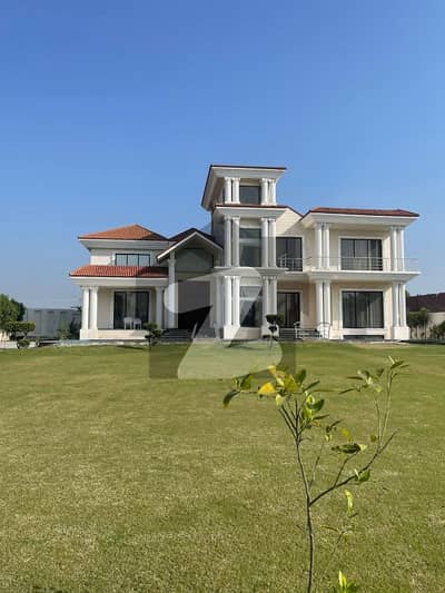 6 KANAL LUXURY FARM HOUSE AVAILABLE FOR PARTIES