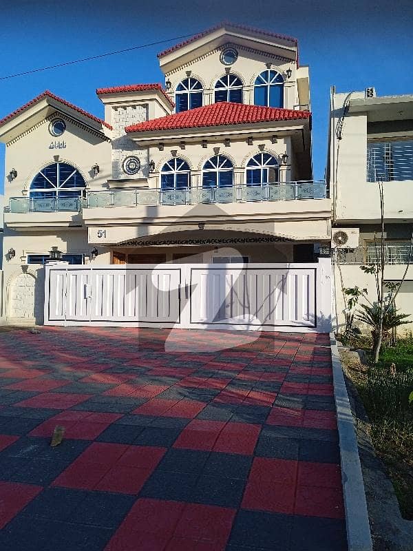 40*80 Luxury Double unit house for sale in G-13