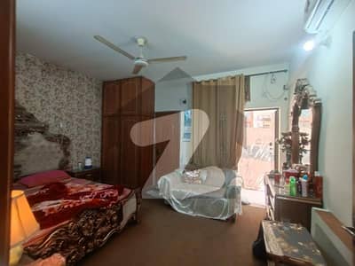 ٹاؤن شپ ۔ سیکٹر سی 2 ٹاؤن شپ,لاہور میں 2 کمروں کا 10 مرلہ مکان 2.2 کروڑ میں برائے فروخت۔