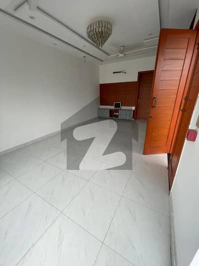01 KANAL UPPER PORTION FOR RENT IN DHA PHASE 8